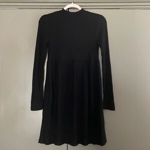 Black long sleeve dress